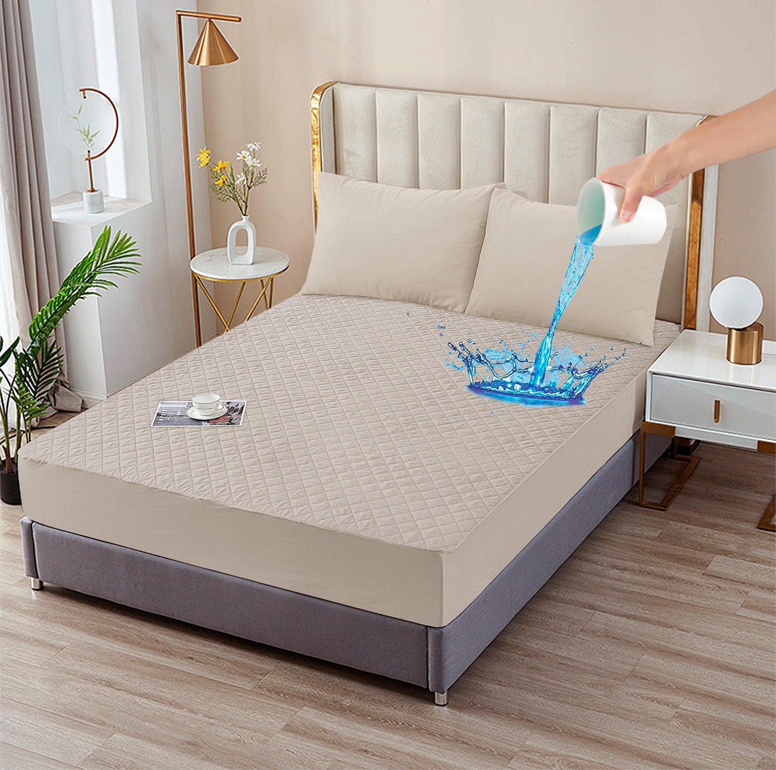 Quilted Fitted Water Proof (Off White)